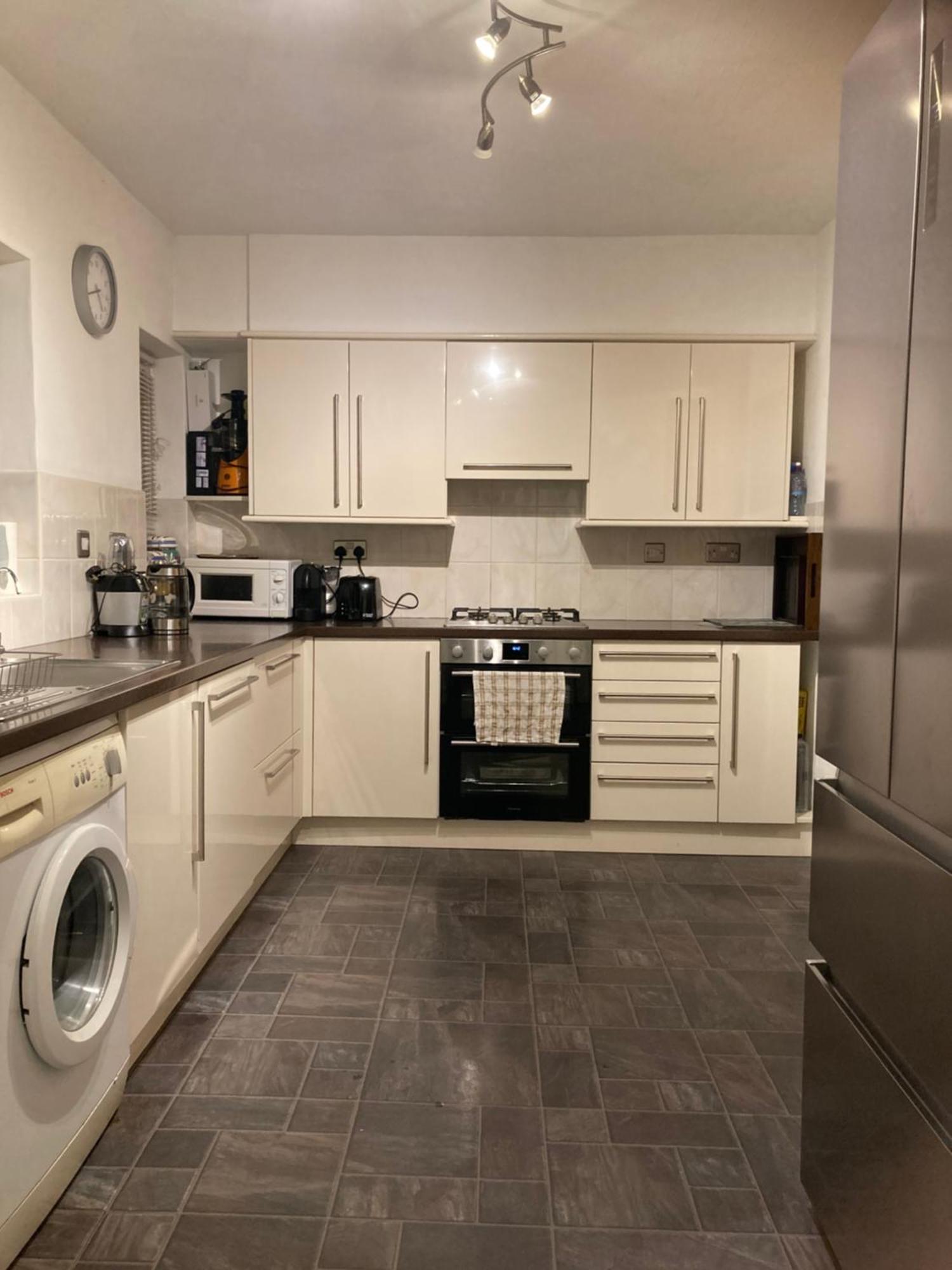 Cosy Modern Family Home Free Parking Garden Londra Esterno foto