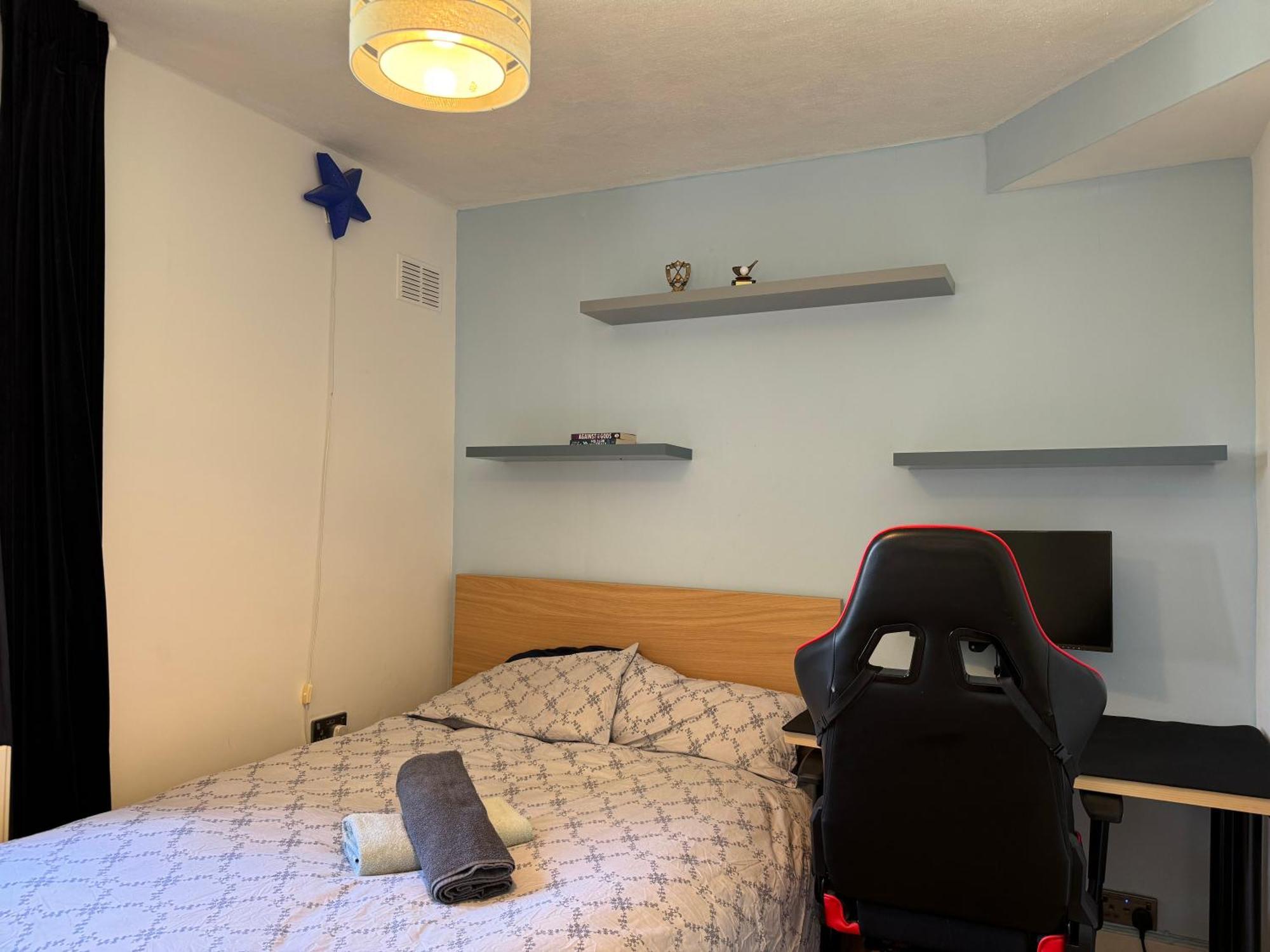 Cosy Modern Family Home Free Parking Garden Londra Esterno foto