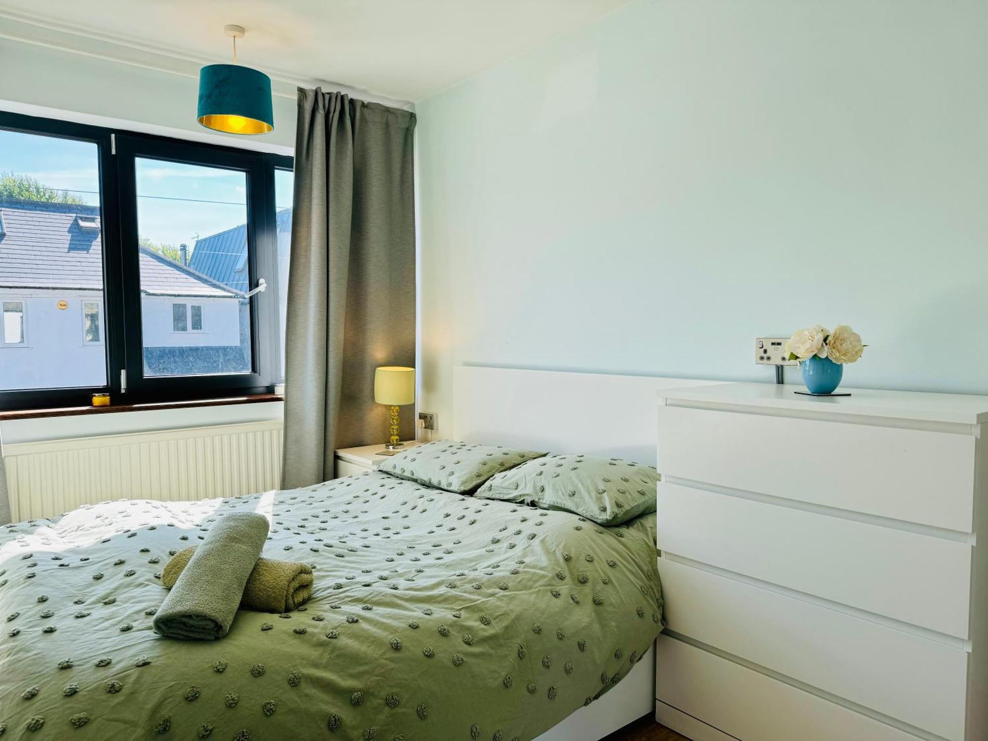 Cosy Modern Family Home Free Parking Garden Londra Esterno foto